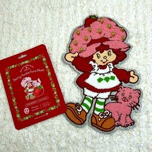 Berry Awake face mask and Strawberry SC- Pink and Red